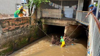 Equipes da Prefeitura de Xanxerê voltam a fazer limpeza nas galerias