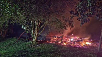 Residência é destruída por incêndio no interior de Xanxerê