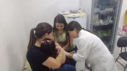 Secretaria de Saúde orienta população quanto à vacinação da Covid-19