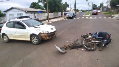 Motociclista fica ferido em colisão contra carro em Xanxerê